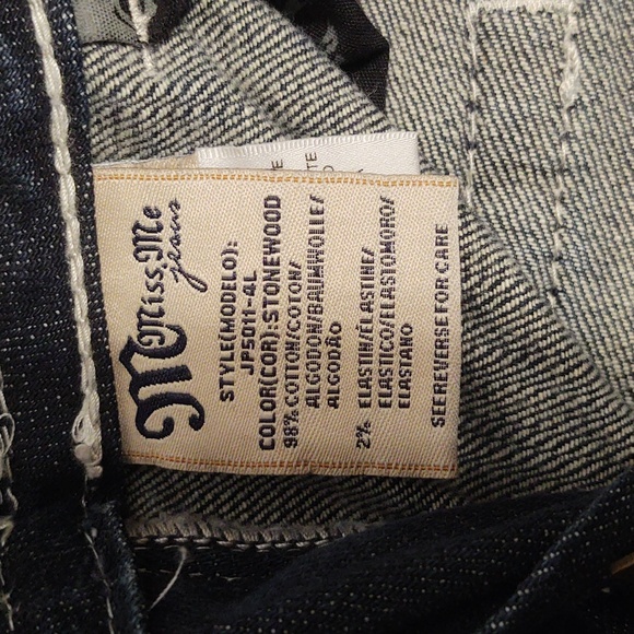 Miss Me Women's Boot Cut Jeans Size 29W x 33L - Picture 9 of 9